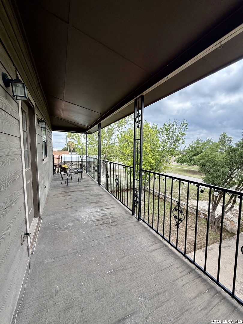 75 Wainwright Brackettville TX 78832