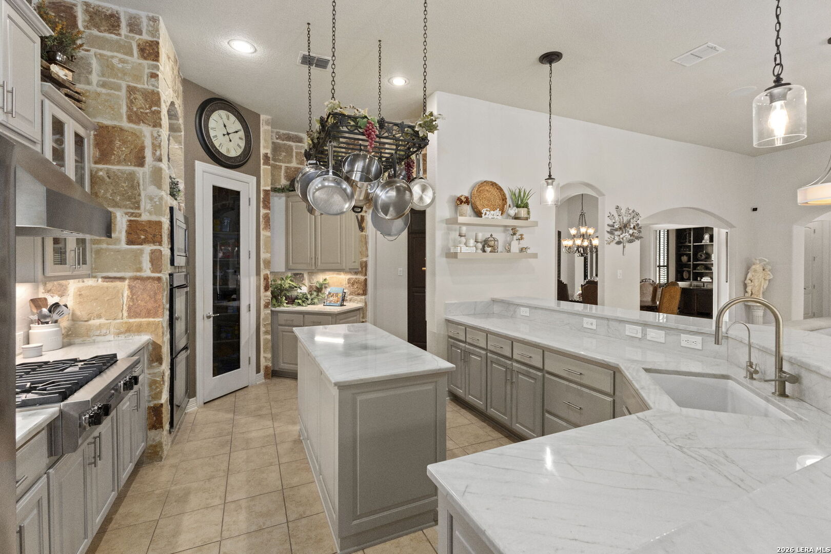 21423 Liguria Drive Garden Ridge TX 78266