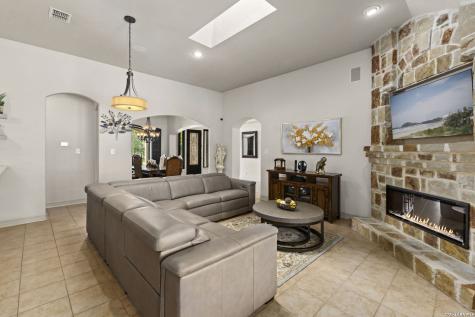 21423 Liguria Drive Garden Ridge TX 78266