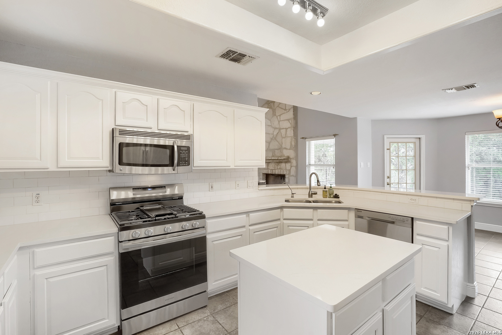 13950 Walnut Canyon Helotes TX 78023
