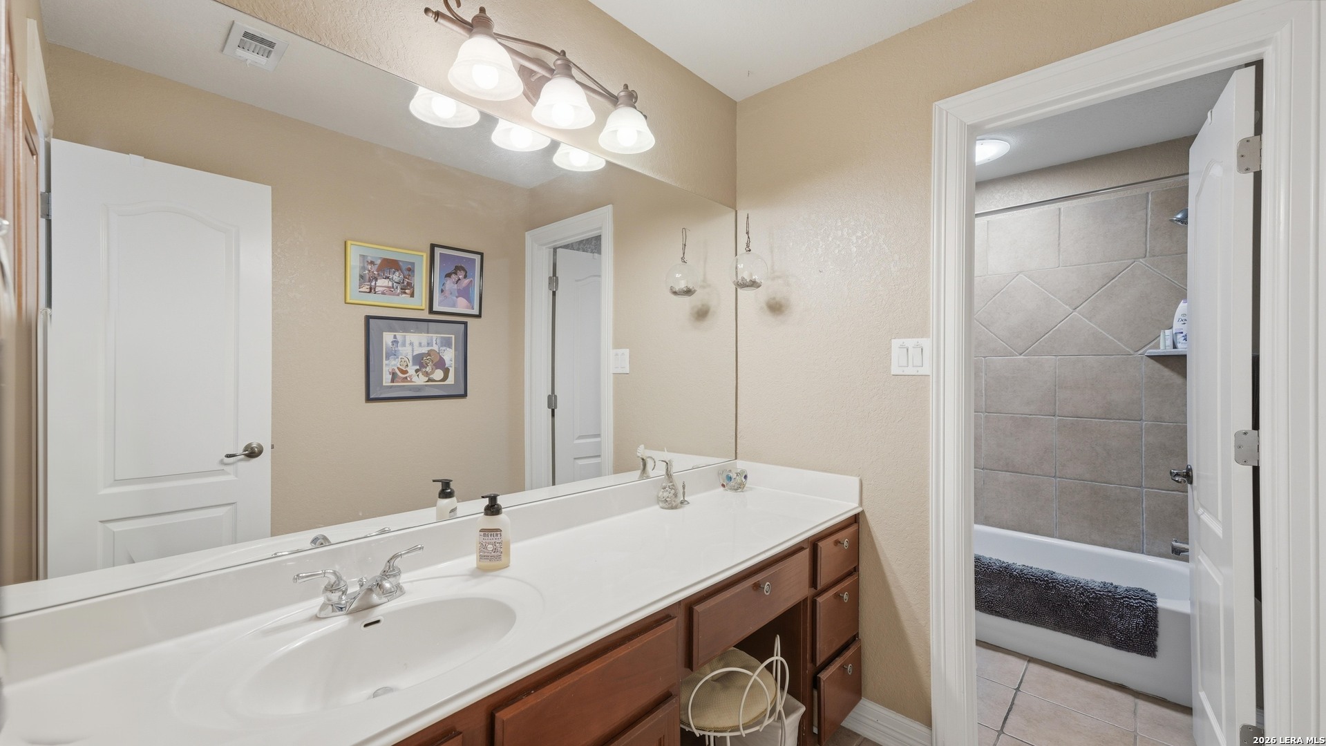 907 Sabal San Antonio TX 78260