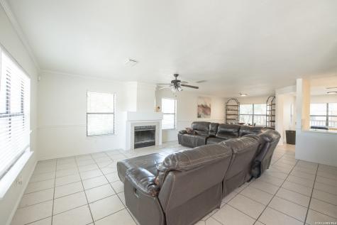 15822 Pleasant Well Drive San Antonio TX 78247