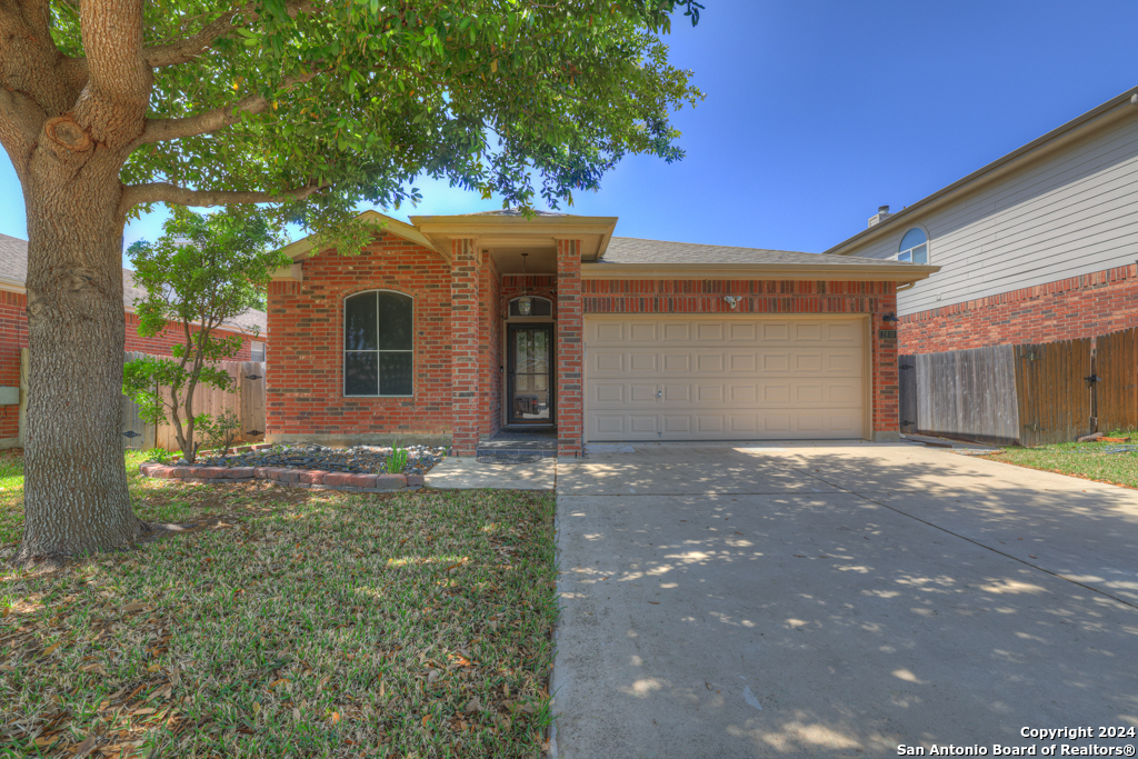 2810 Crusader Bend Schertz TX 78108