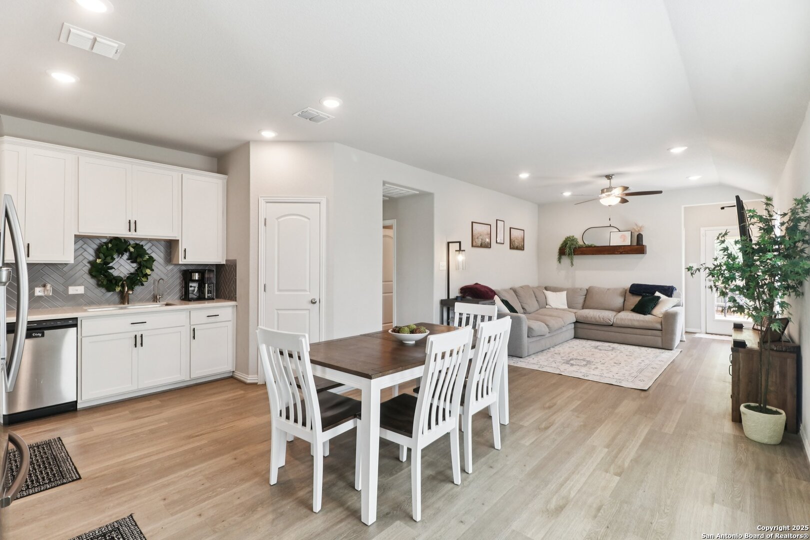 2024 Cowan New Braunfels TX 78132