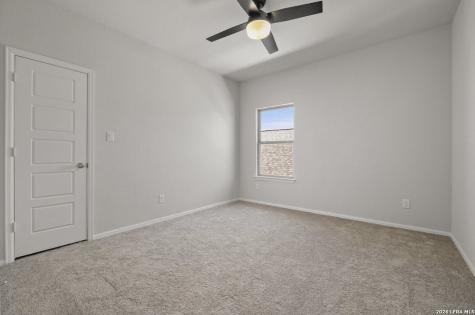 9329 Trestle Creek San Antonio TX 78254