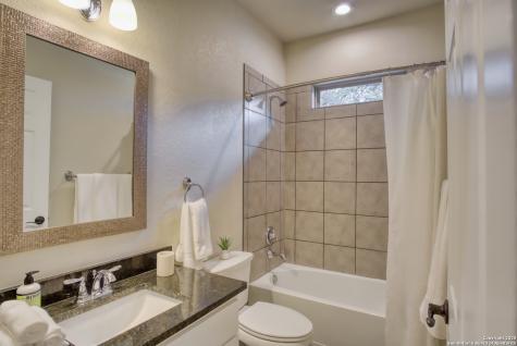 1547 Bonnyview Drive Canyon Lake TX 78133