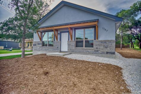 1547 Bonnyview Drive Canyon Lake TX 78133