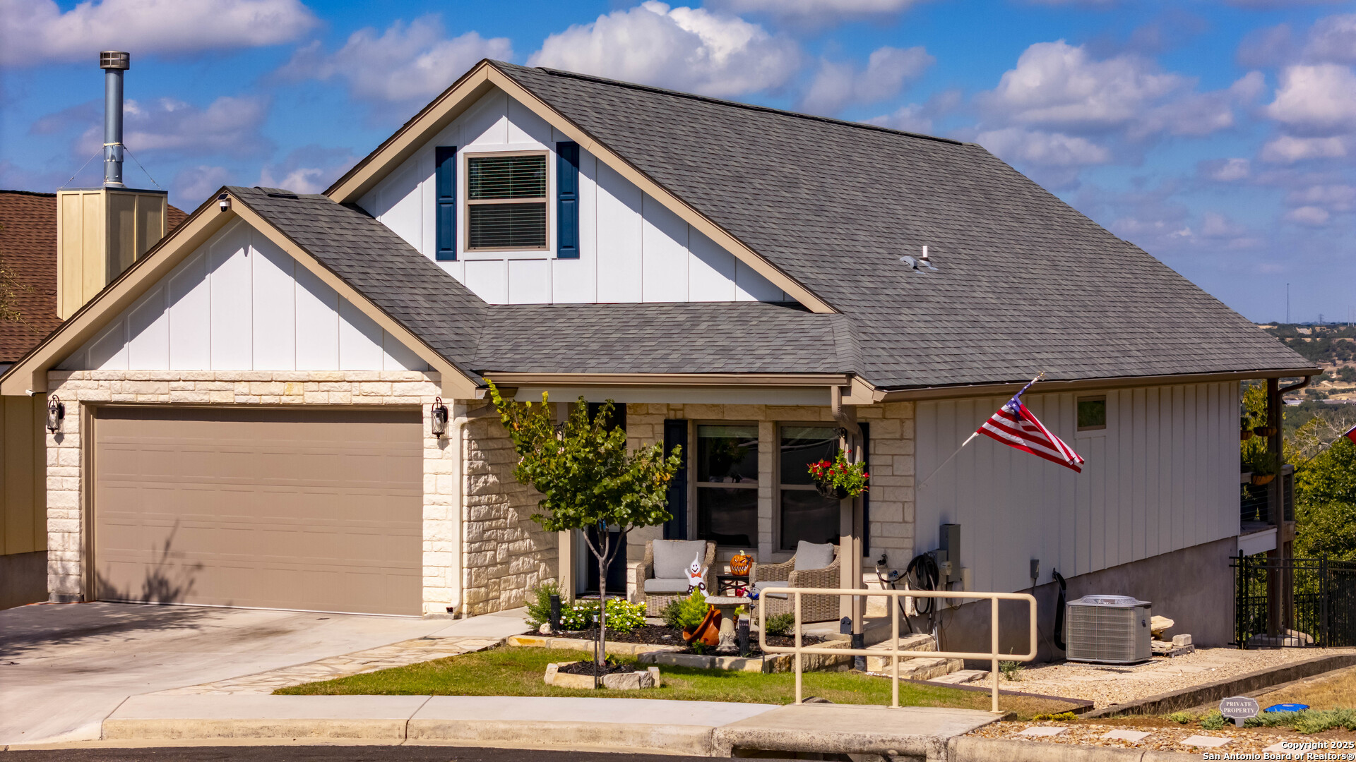 1057 Roanoke Lane Kerrville TX 78028