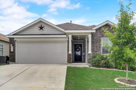 4014 Battery Park Converse TX 78109