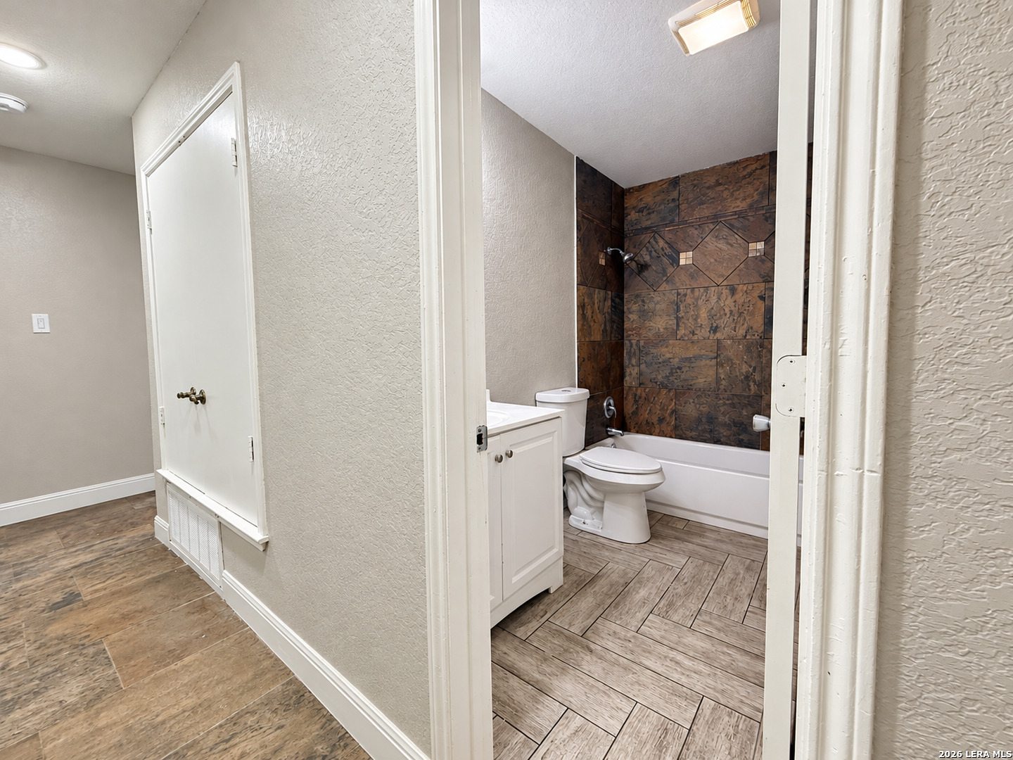 9734 Hidden Ledge San Antonio TX 78250