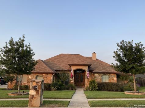 140 Alexandria La Vernia TX 78121