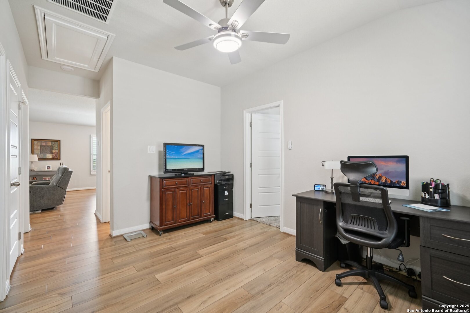 1281 Carl Glen New Braunfels TX 78130