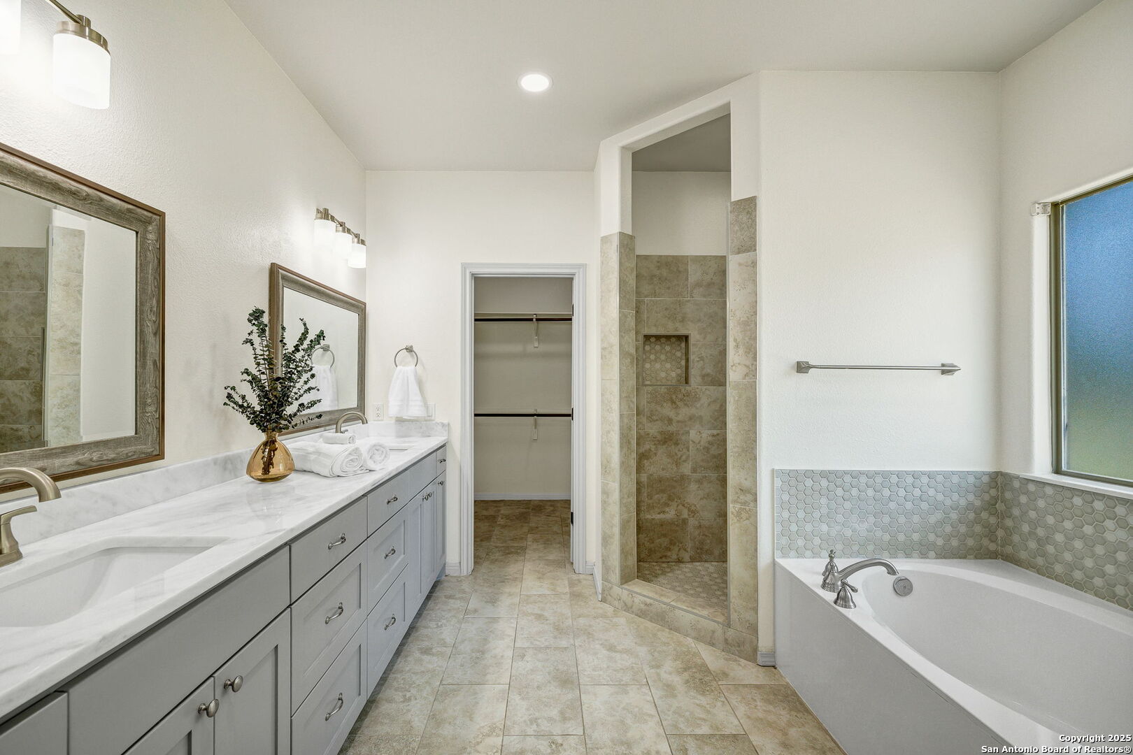 913 Long Meadow Spring Branch TX 78070