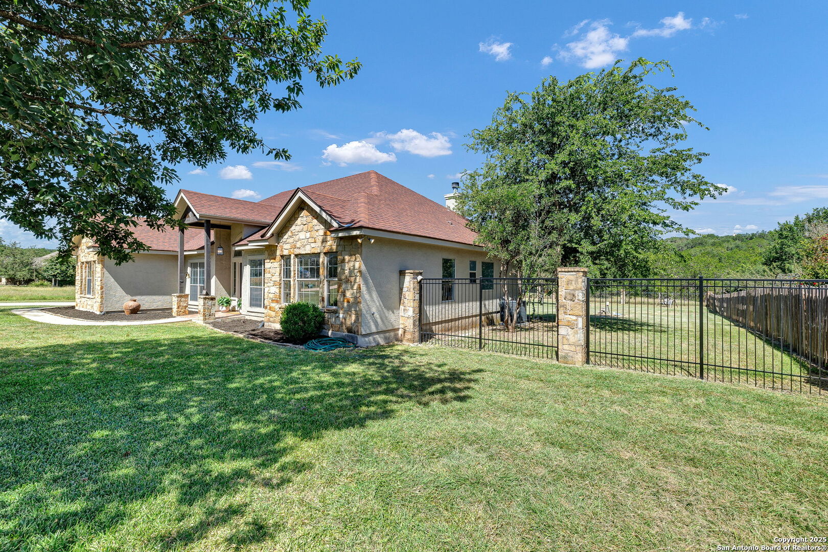 913 Long Meadow Spring Branch TX 78070