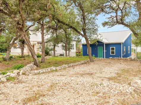 2135 Lakeview Canyon Lake TX 78133