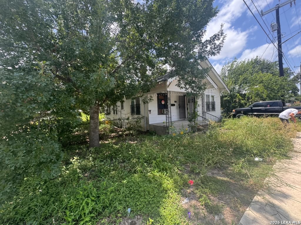 538 E Southcross San Antonio TX 78214