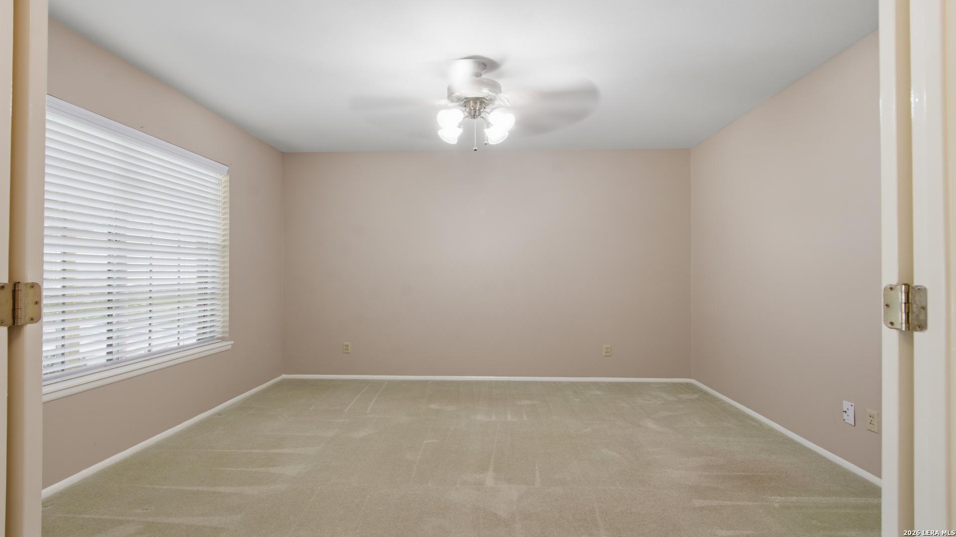 1702 Chestnut Street Floresville TX 78114