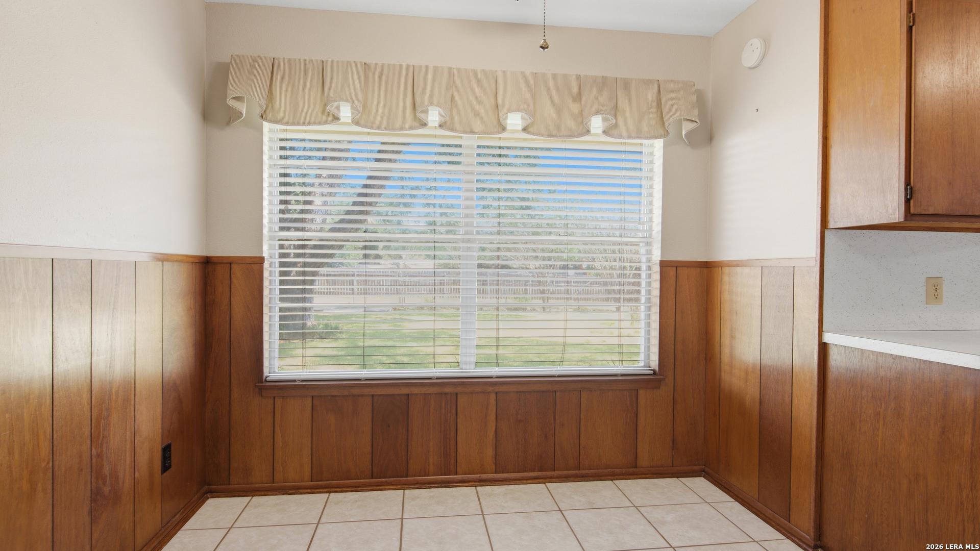 1702 Chestnut Street Floresville TX 78114