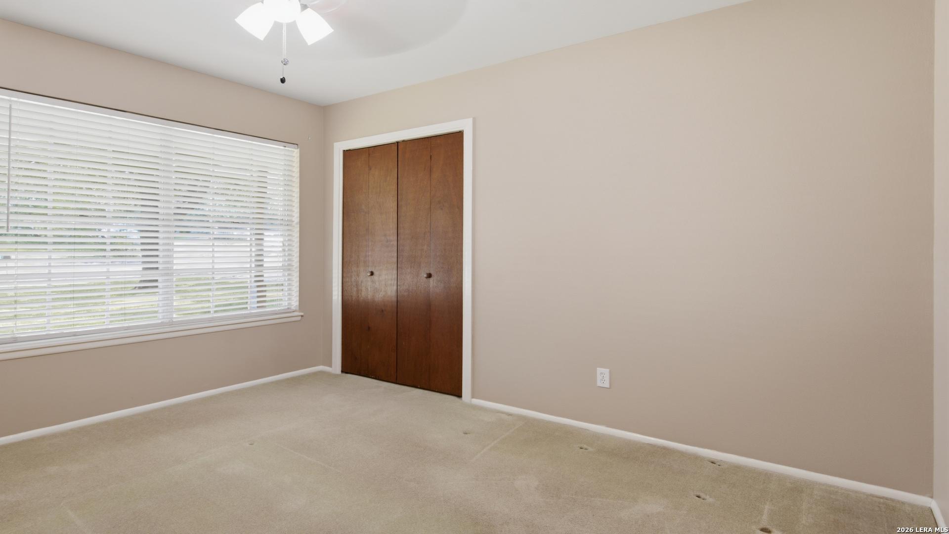 1702 Chestnut Street Floresville TX 78114