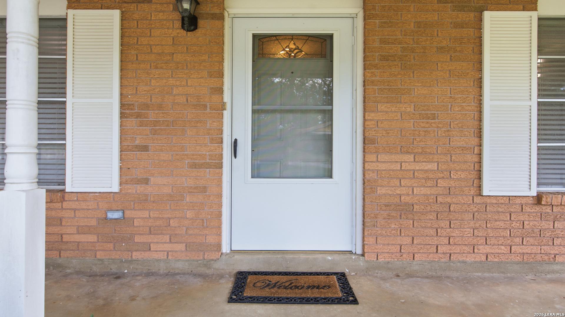 1702 Chestnut Street Floresville TX 78114
