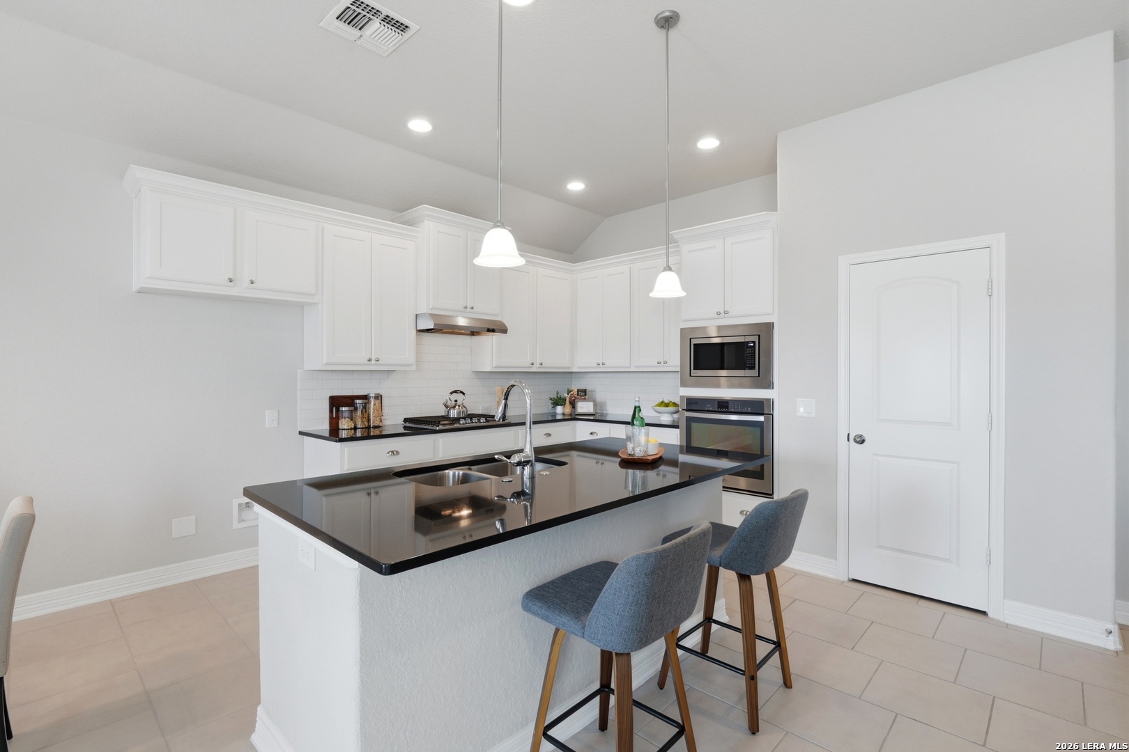 28830 Shadowrock San Antonio TX 78260