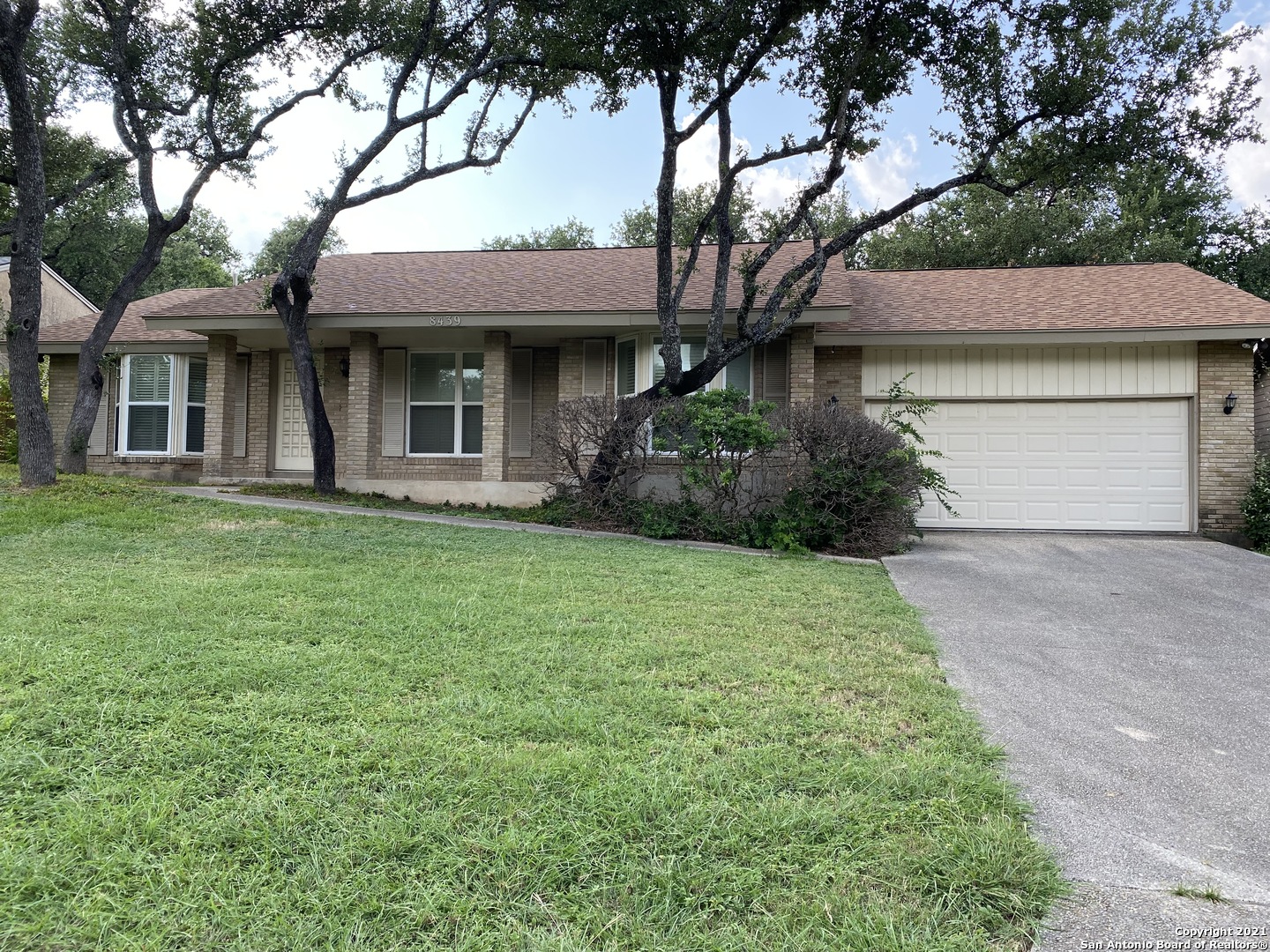 8439 Dragon Street San Antonio TX 78254