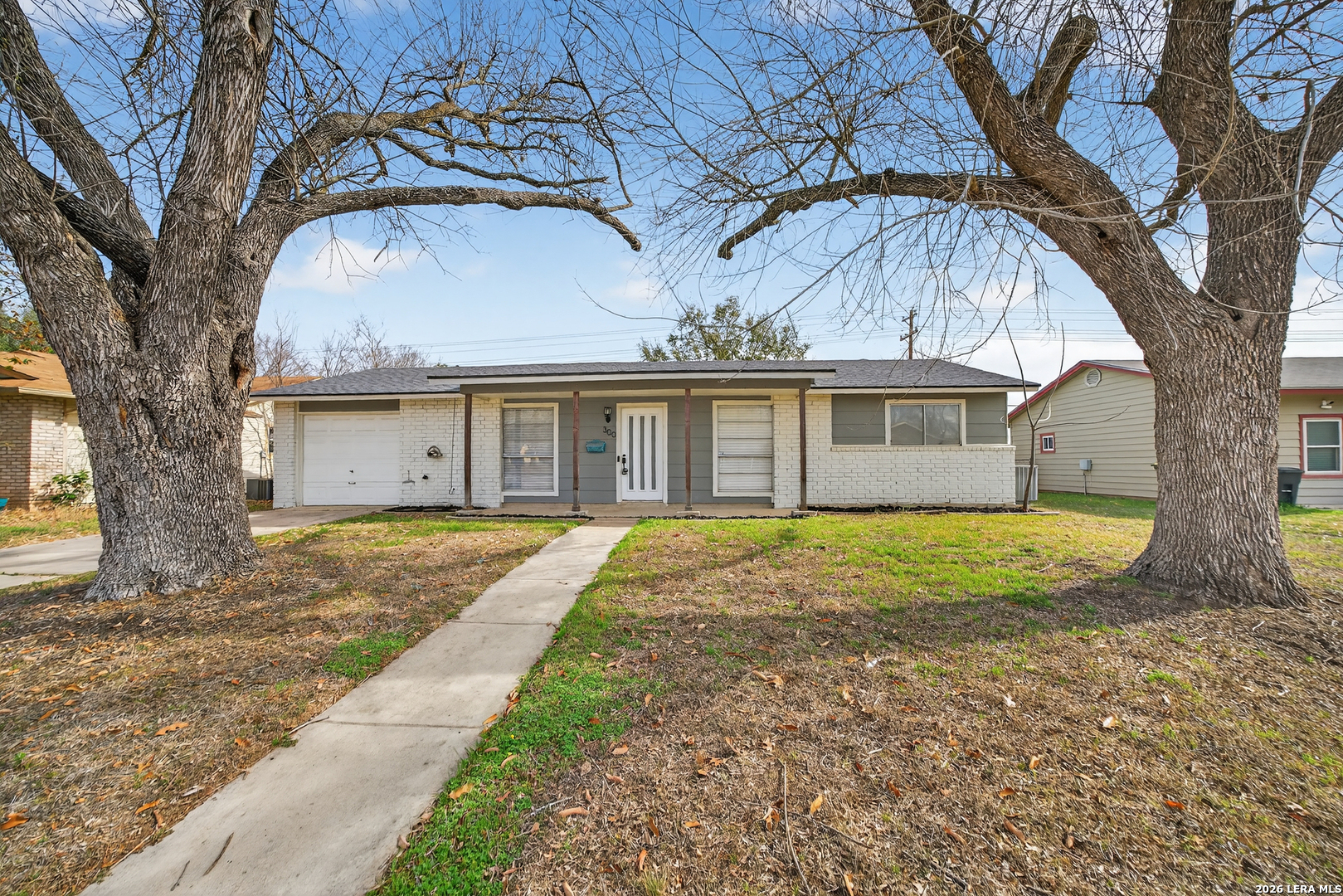 300 Roanoke Schertz TX 78154