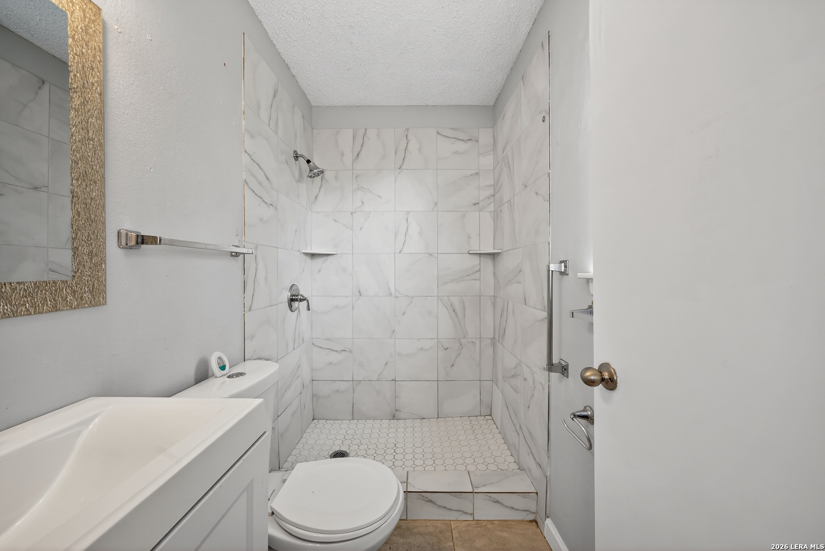 300 Roanoke Schertz TX 78154
