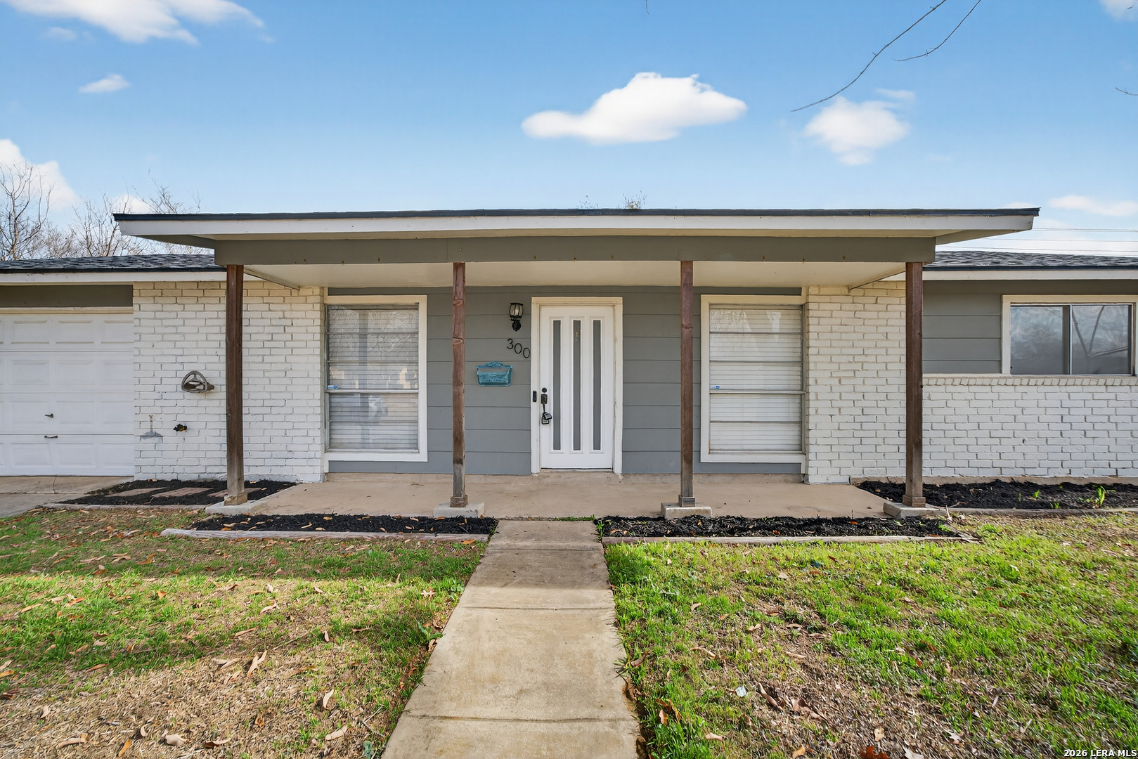 300 Roanoke Schertz TX 78154