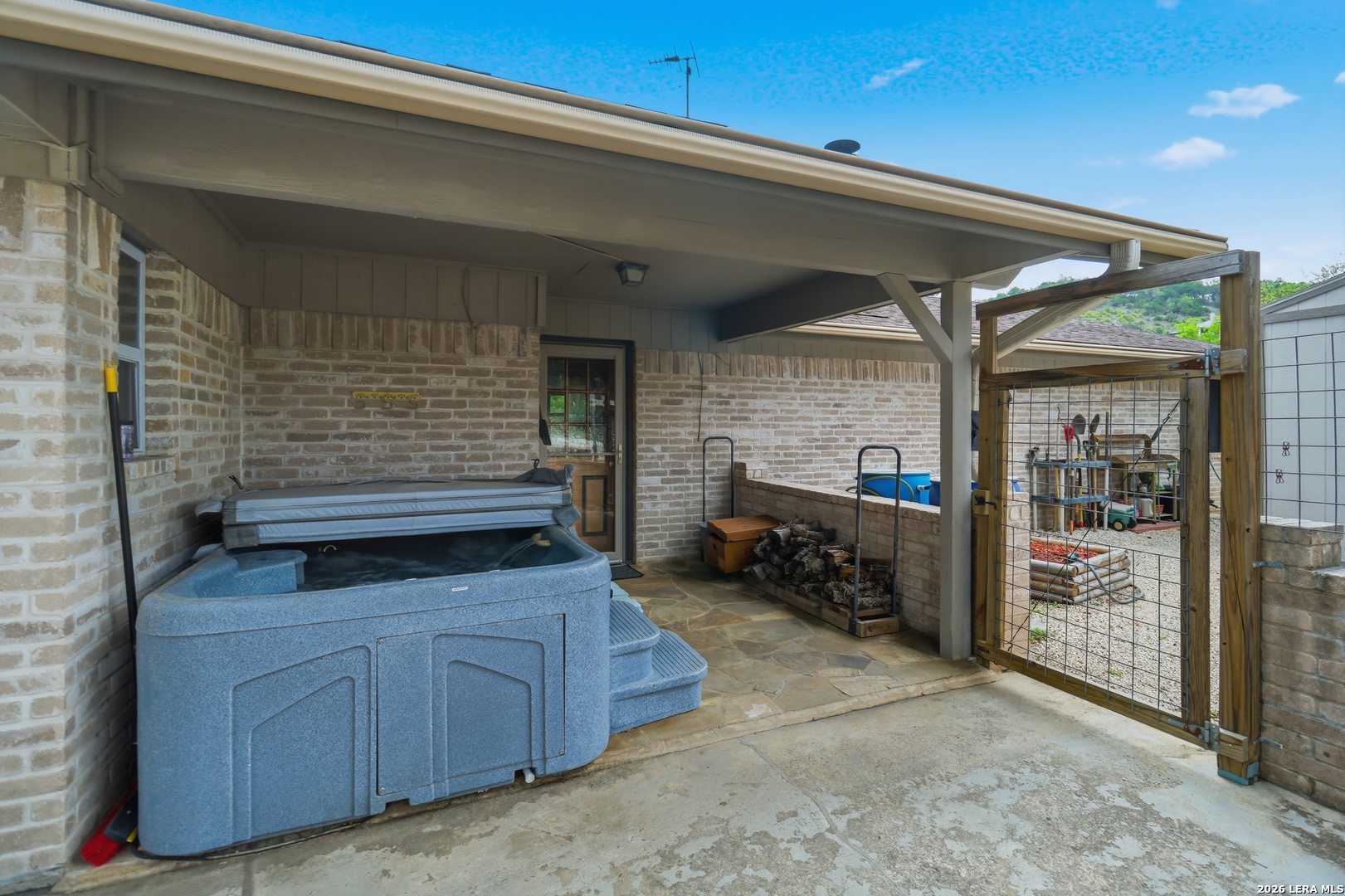 945 Colleen Canyon Lake TX 78133