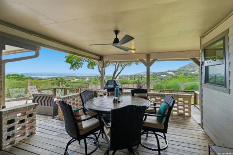 945 Colleen Canyon Lake TX 78133