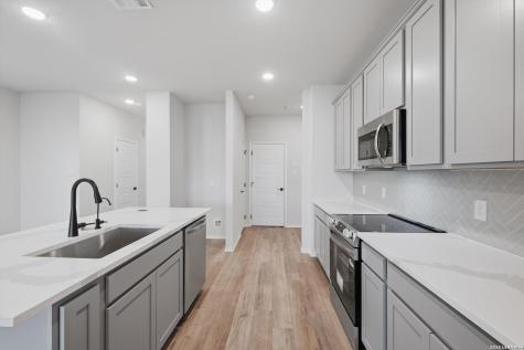 4978 Mala Vida San Antonio TX 78222