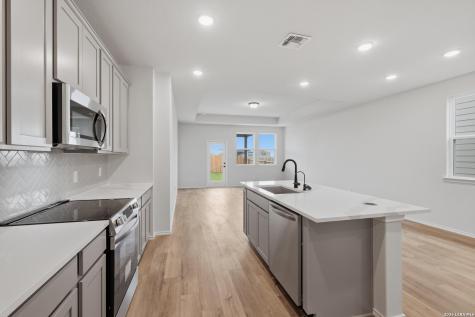 4978 Mala Vida San Antonio TX 78222