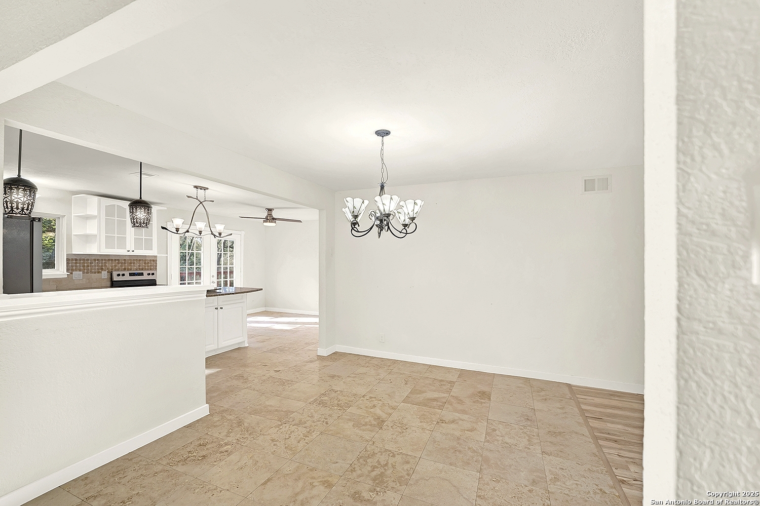 10806 Dreamland San Antonio TX 78230