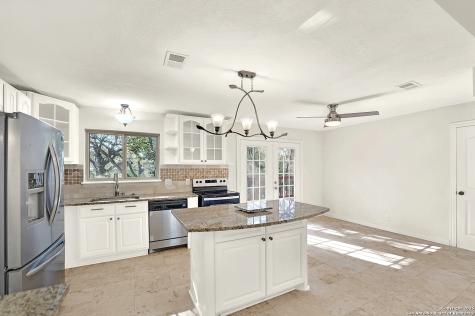 10806 Dreamland San Antonio TX 78230