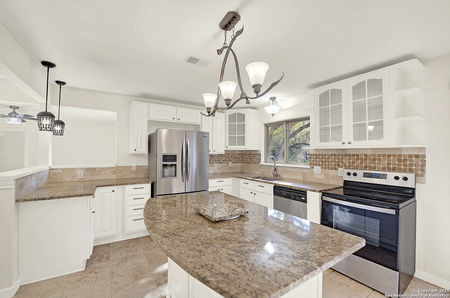 10806 Dreamland San Antonio TX 78230