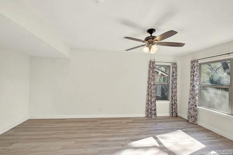 10806 Dreamland San Antonio TX 78230
