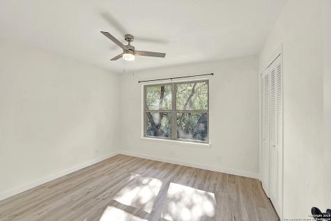10806 Dreamland San Antonio TX 78230