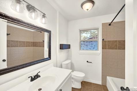 10806 Dreamland San Antonio TX 78230