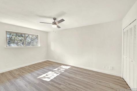 10806 Dreamland San Antonio TX 78230