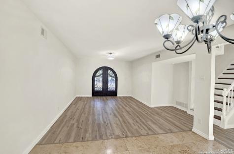 10806 Dreamland San Antonio TX 78230