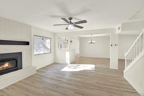 10806 Dreamland San Antonio TX 78230
