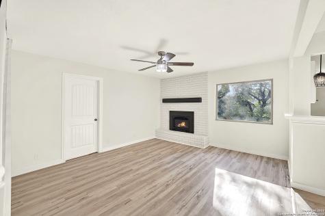 10806 Dreamland San Antonio TX 78230