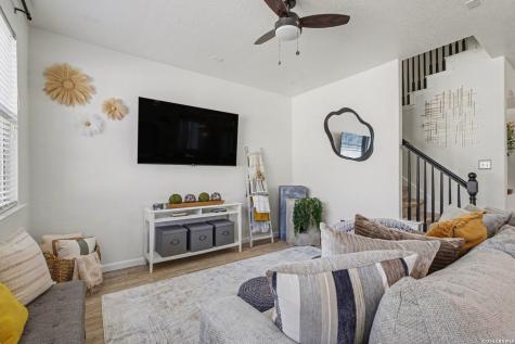 1327 Tweed Willow San Antonio TX 78258