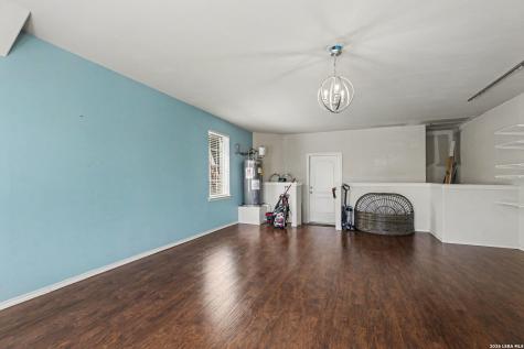 1327 Tweed Willow San Antonio TX 78258