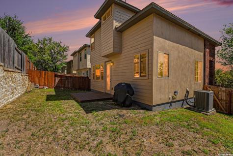 1327 Tweed Willow San Antonio TX 78258