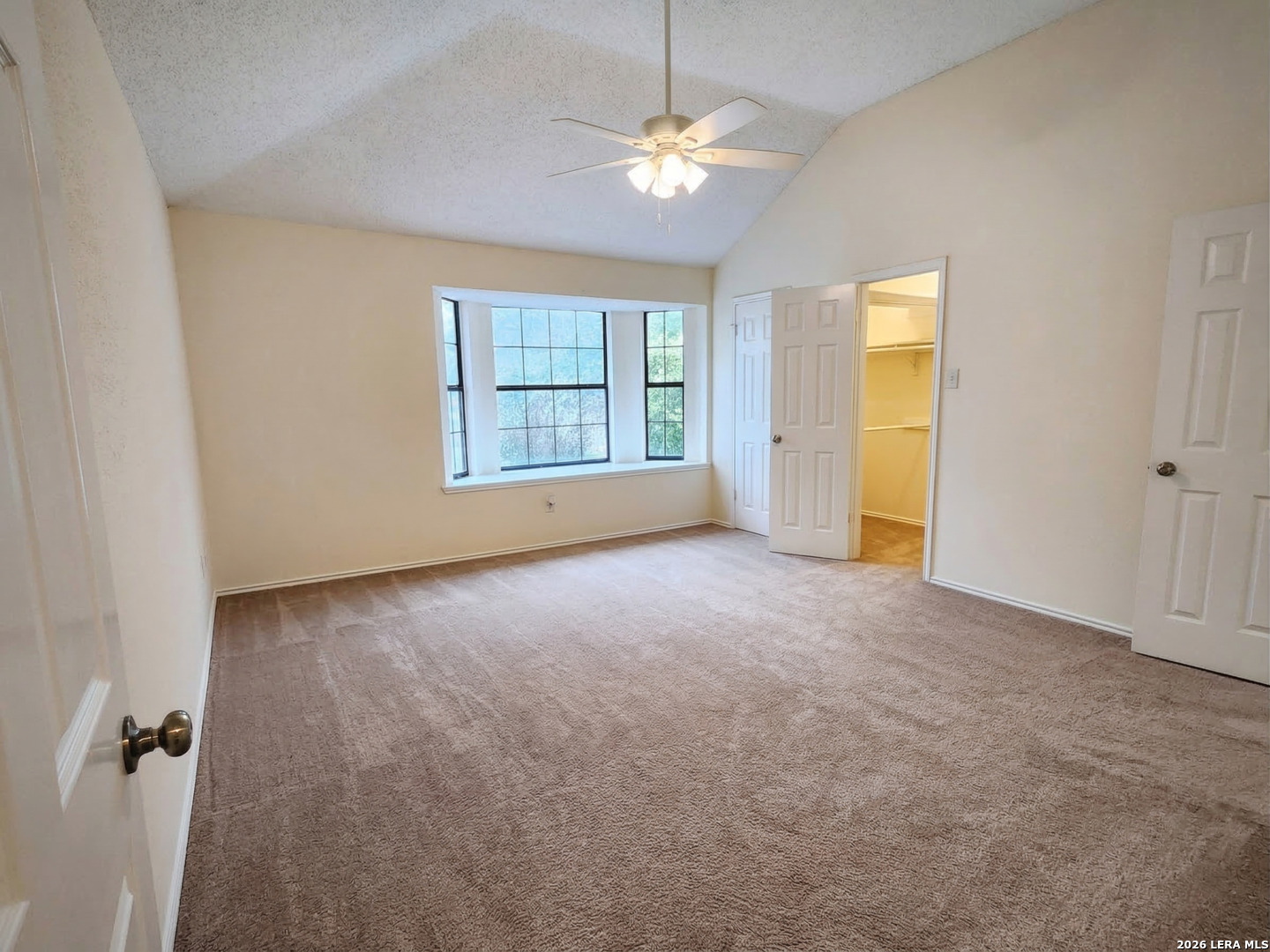 1019 Hedgestone San Antonio TX 78258