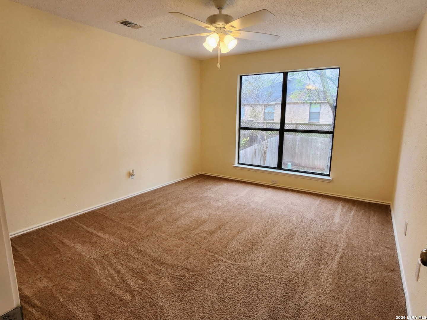 1019 Hedgestone San Antonio TX 78258