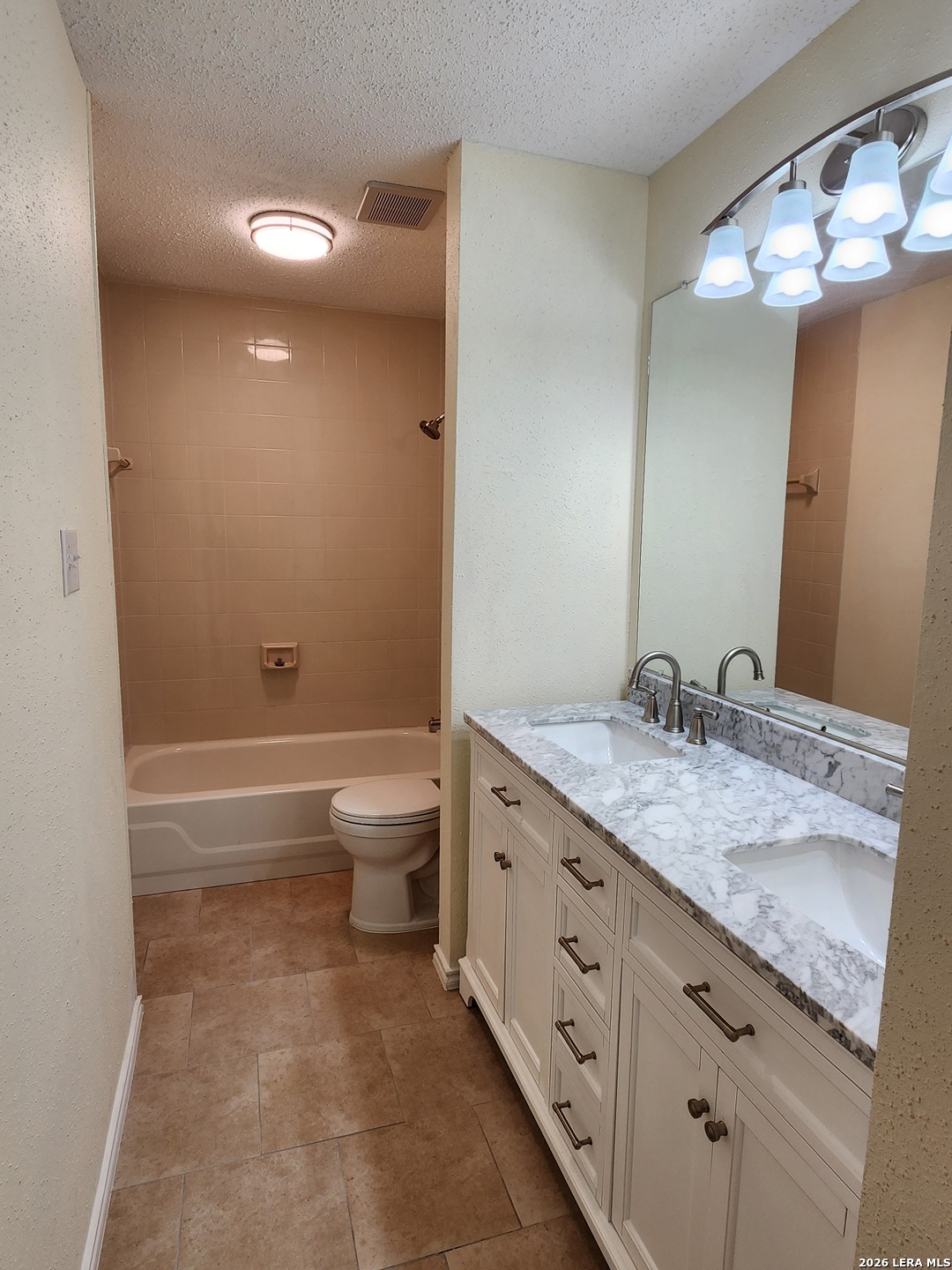 1019 Hedgestone San Antonio TX 78258