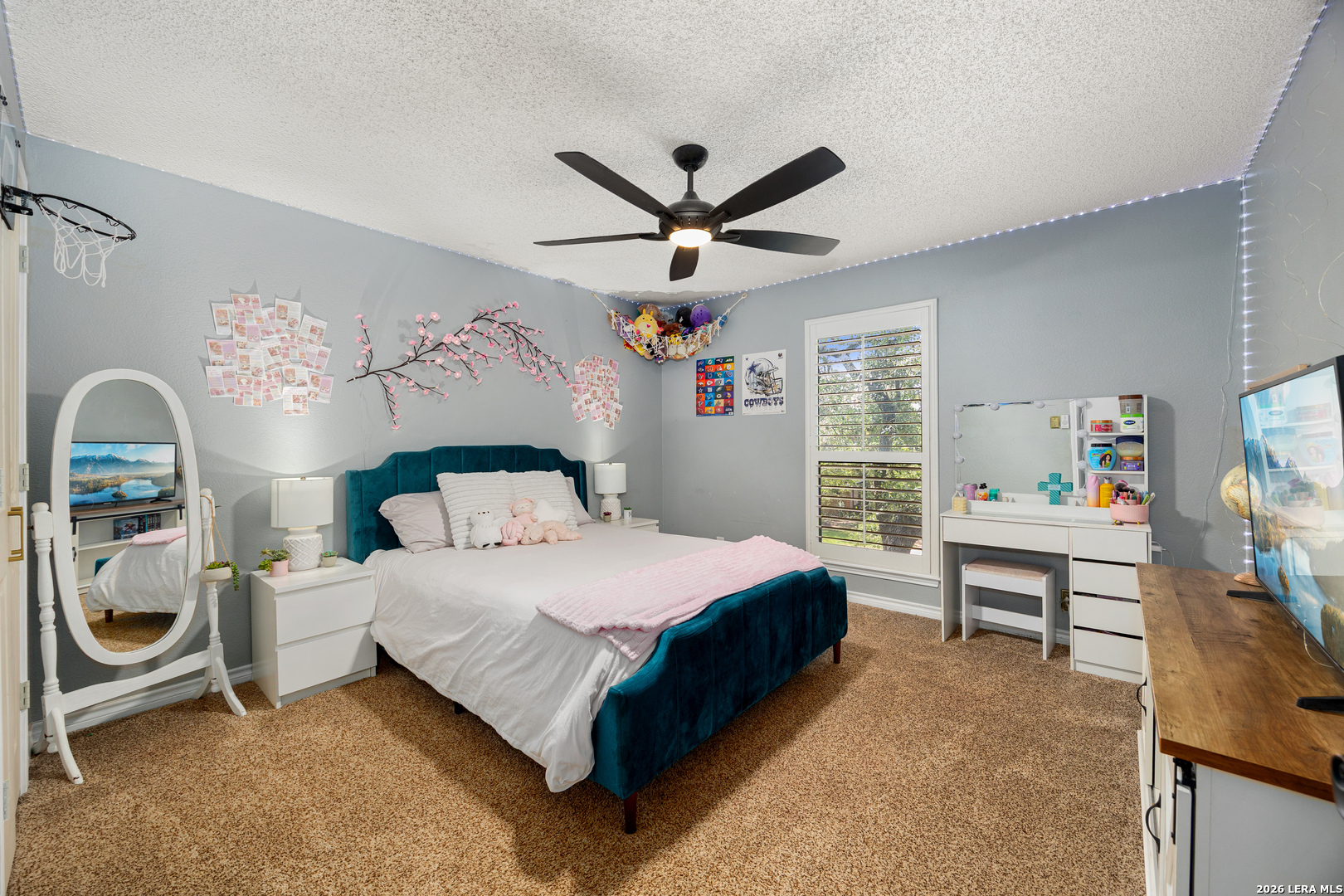 8911 Shady Winds San Antonio TX 78254